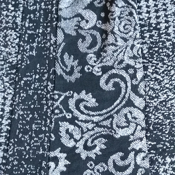 Alexis Savery A-Line Full Skirt SP (6-8) Black Gray - Picture 5 of 10